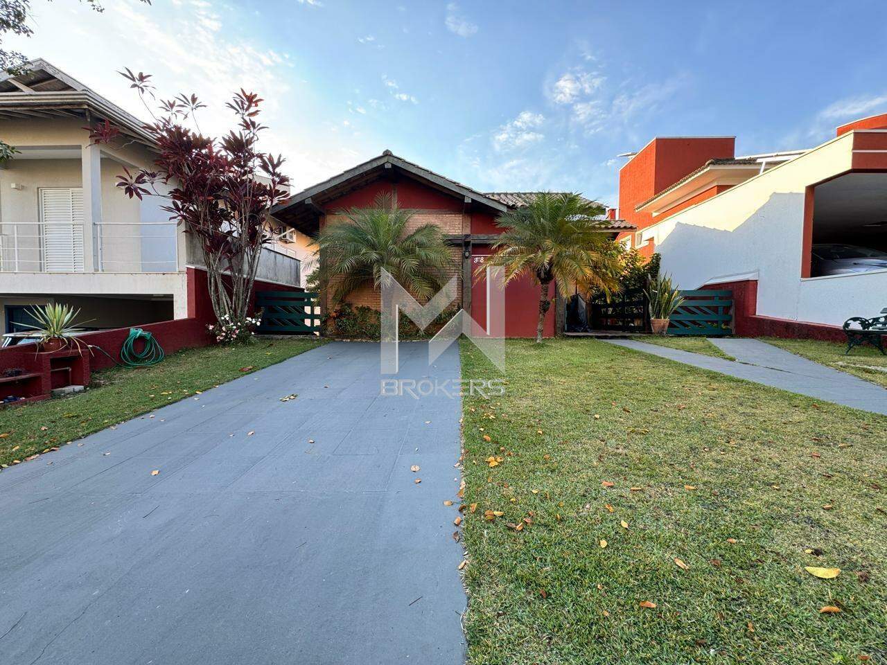 Casa em Condomínio à venda no Condomínio Terras de São Francisco: fachada