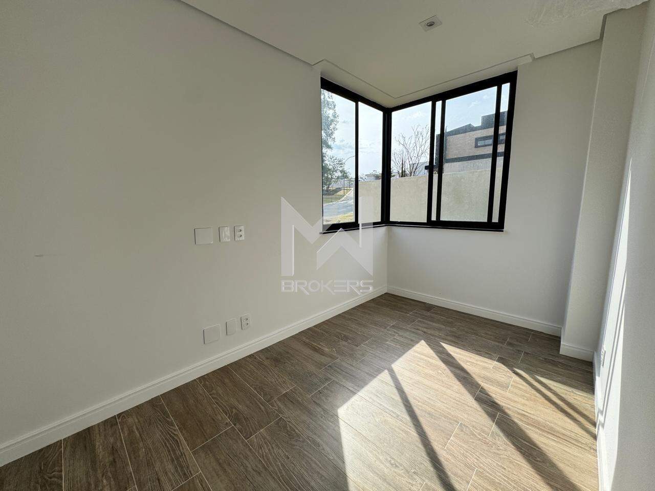 Casa em Condomínio para aluguel no Condomínio Arboretum: sala de tv