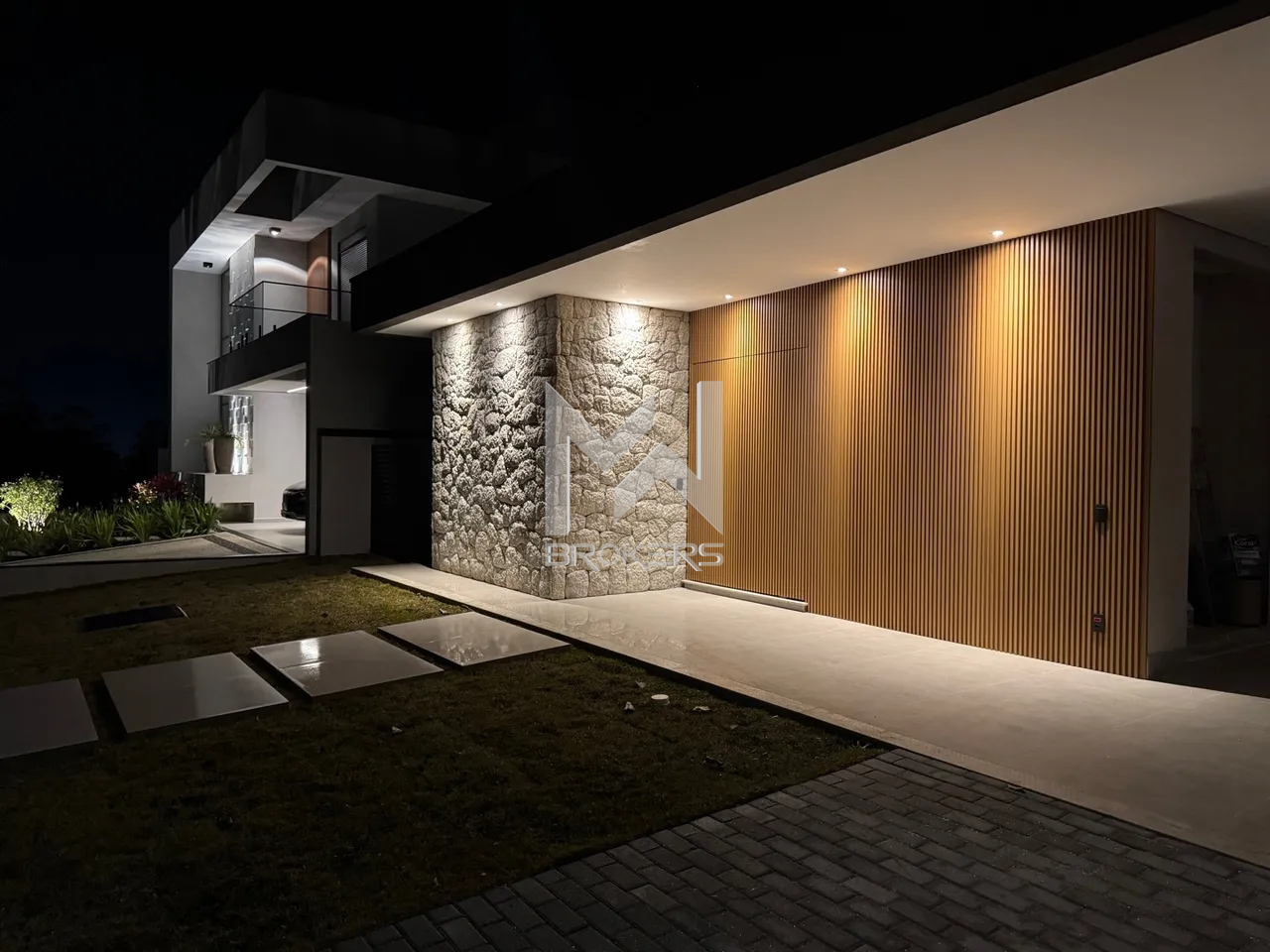 Casa em Condomínio à venda no Condomínio Arboretum: fachada