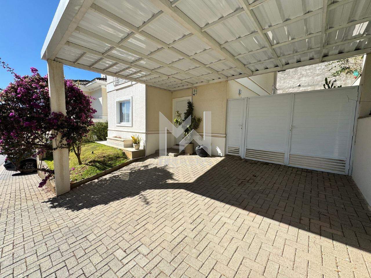 Casa em Condomínio à venda no Observatório: garagem 