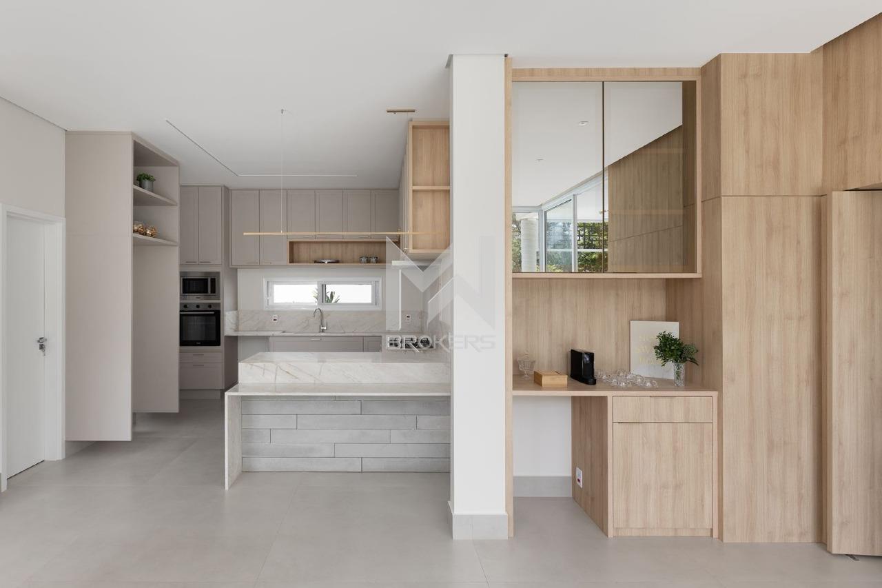 Casa à venda no Santa Cândida: salas