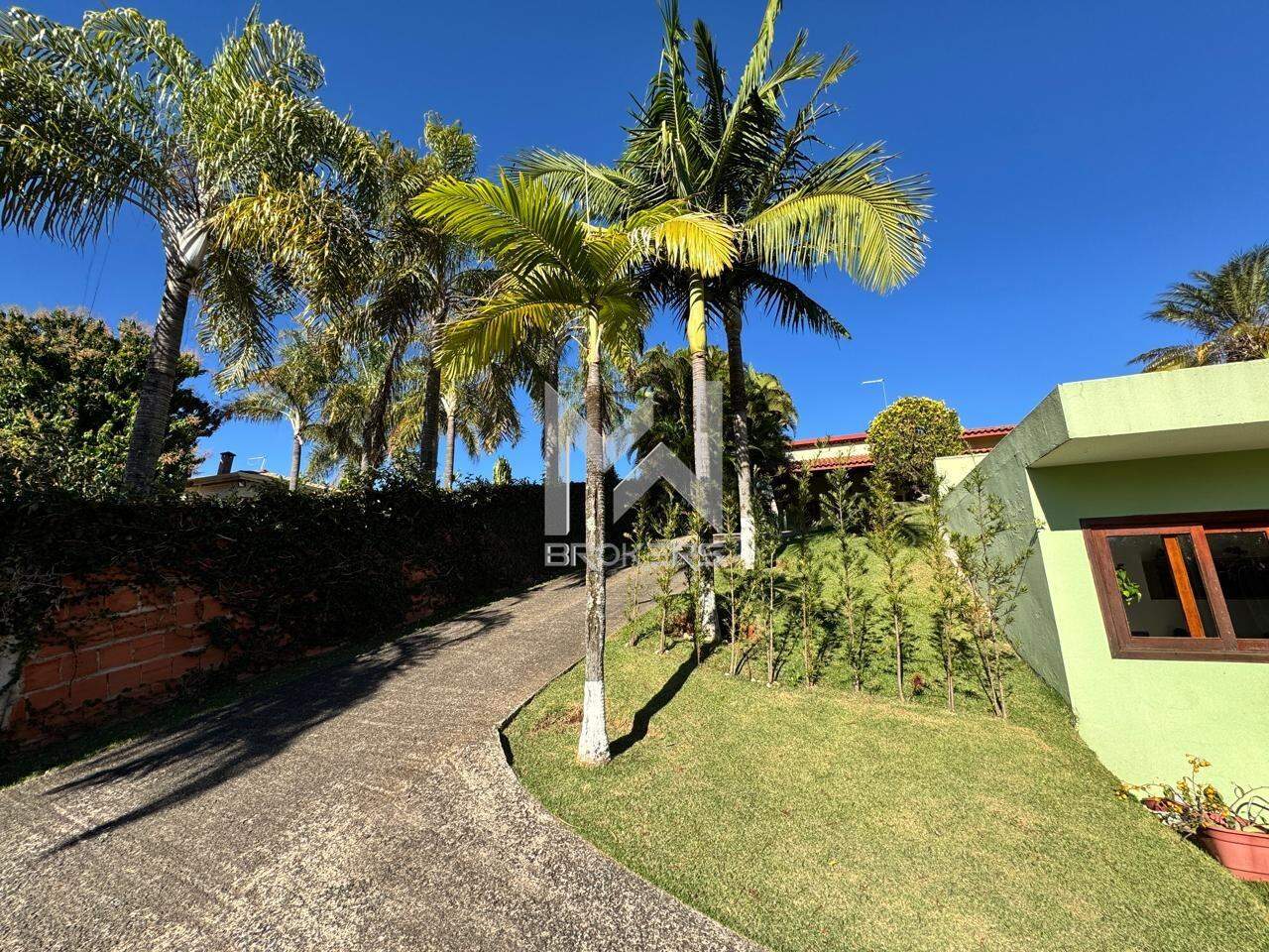 Casa em Condomínio à venda no Santa Cândida: rampa