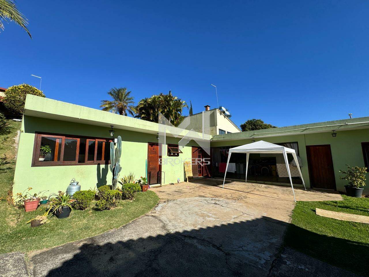 Casa em Condomínio à venda no Santa Cândida: casa secundária