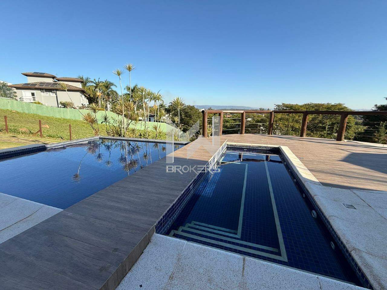 Casa em Condomínio para aluguel no Condomínio Jardim Primavera: piscina