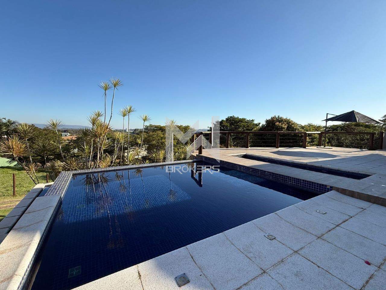 Casa em Condomínio para aluguel no Condomínio Jardim Primavera: piscina