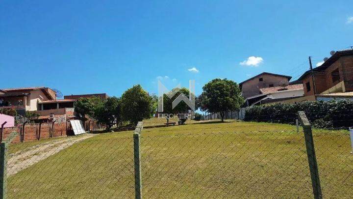 Área à venda no Capela: área