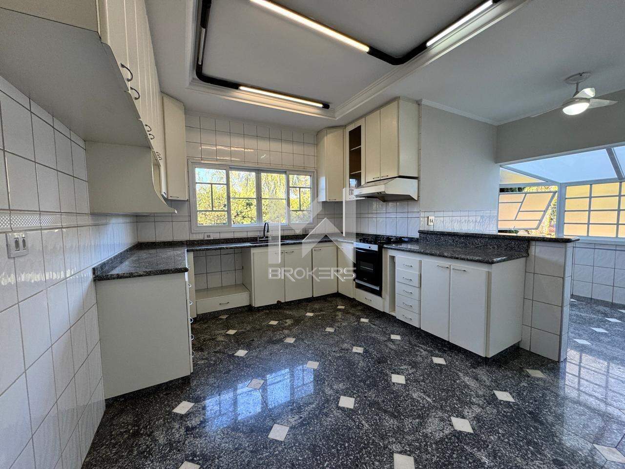 Casa em Condomínio para aluguel no Condomínio Marambaia: cozinha