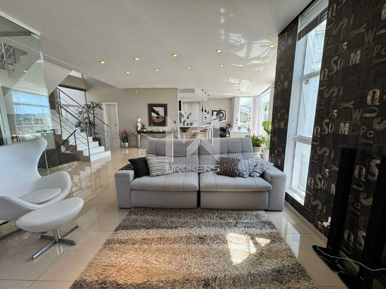 Casa em Condomínio à venda no Condomínio Terras de São Francisco: Sala de estar