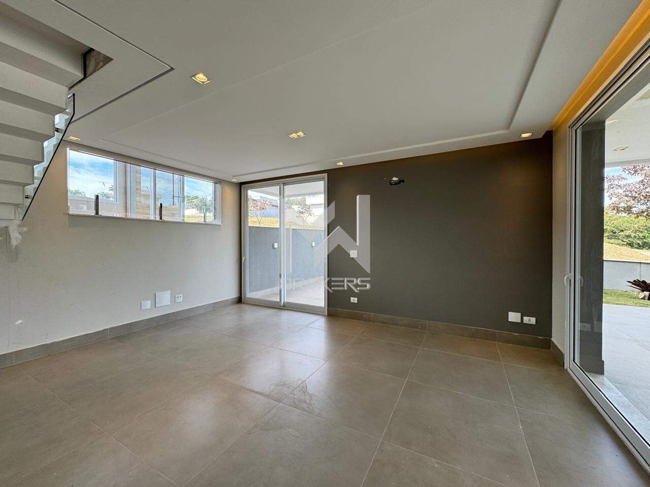 Casa em Condomínio à venda no Condomínio Arboretum: salas