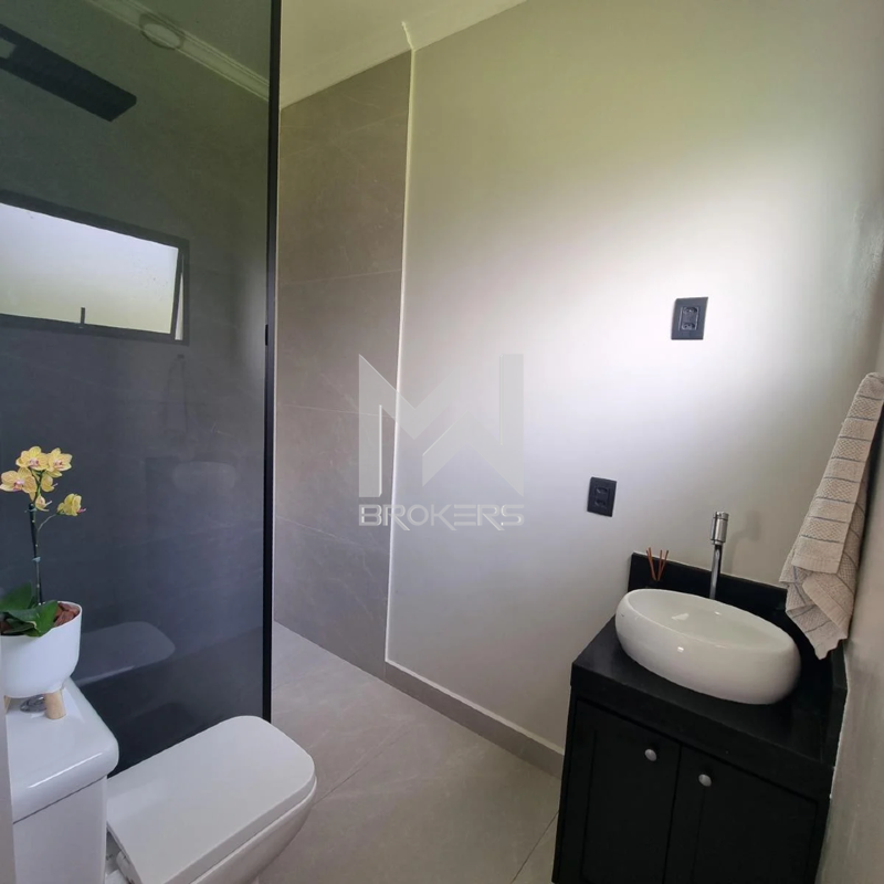 Chácara à venda no Bosque: banheiro