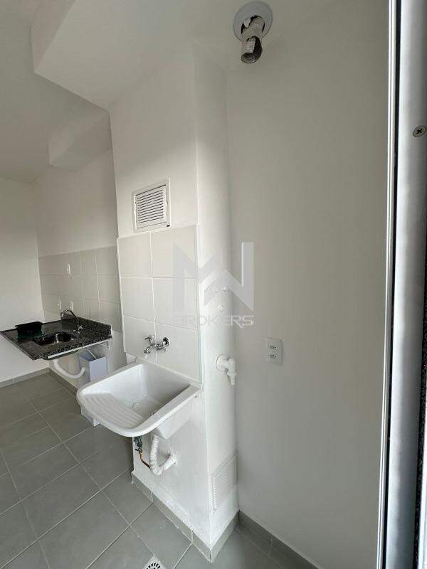 Apartamento à venda no Vila Moletta: área de serviços