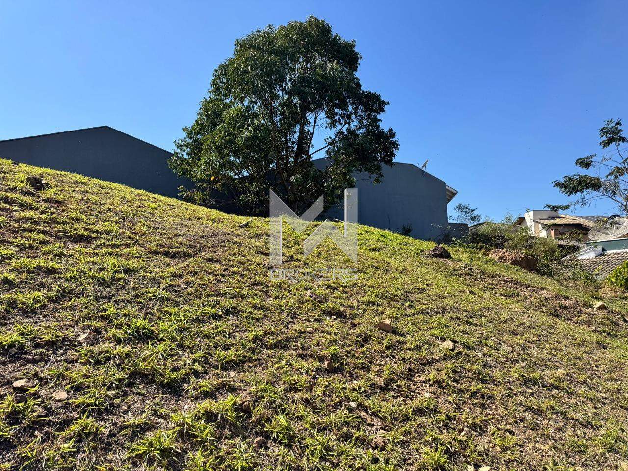 Terreno à venda no Residencial Delle Stelle: terreno