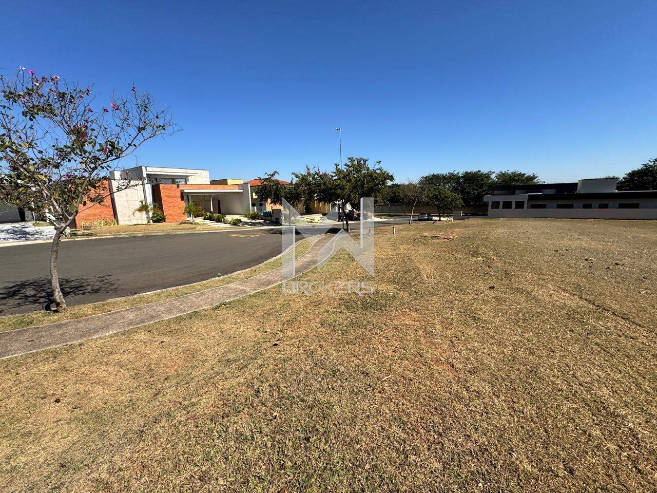 Terreno à venda no Chácara São José: terreno