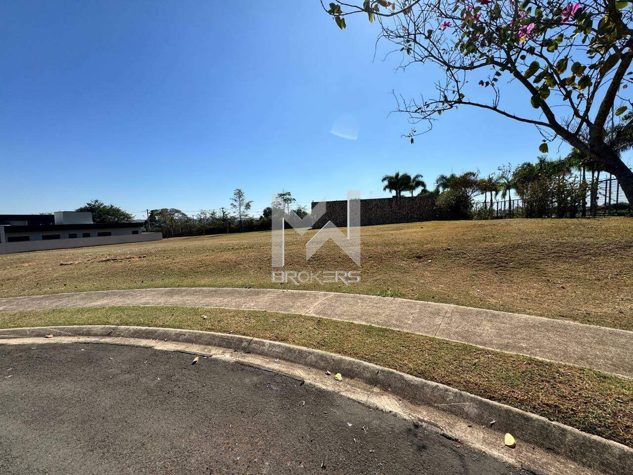 Terreno à venda no Chácara São José: terreno