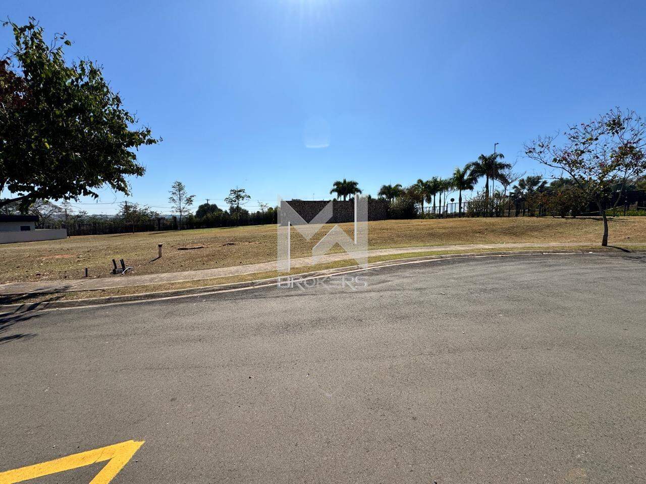 Terreno à venda no Chácara São José: terreno