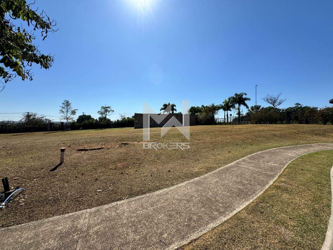 Terreno à venda no Chácara São José: terreno