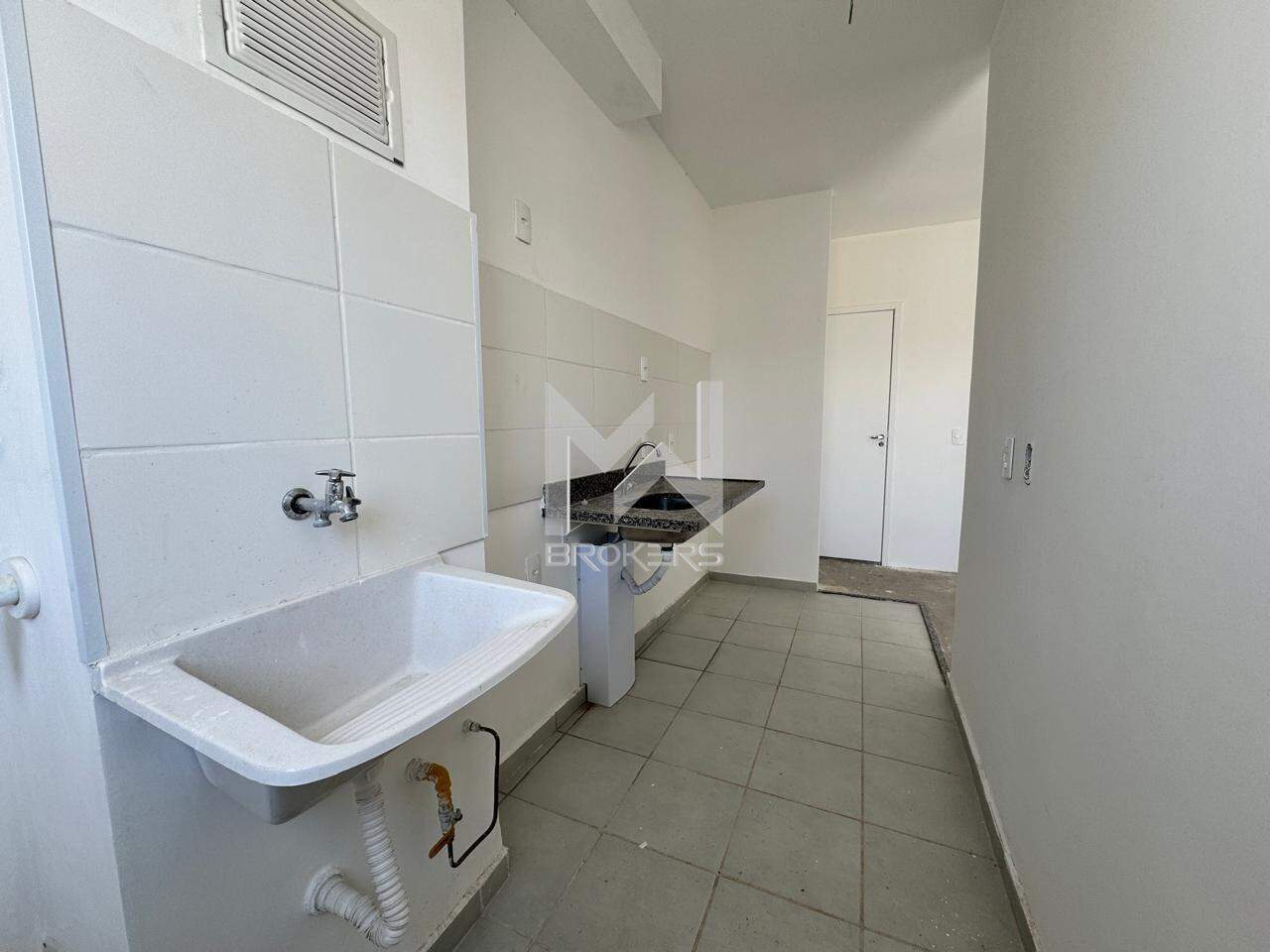 Apartamento à venda no Vila Moletta: área de serviços