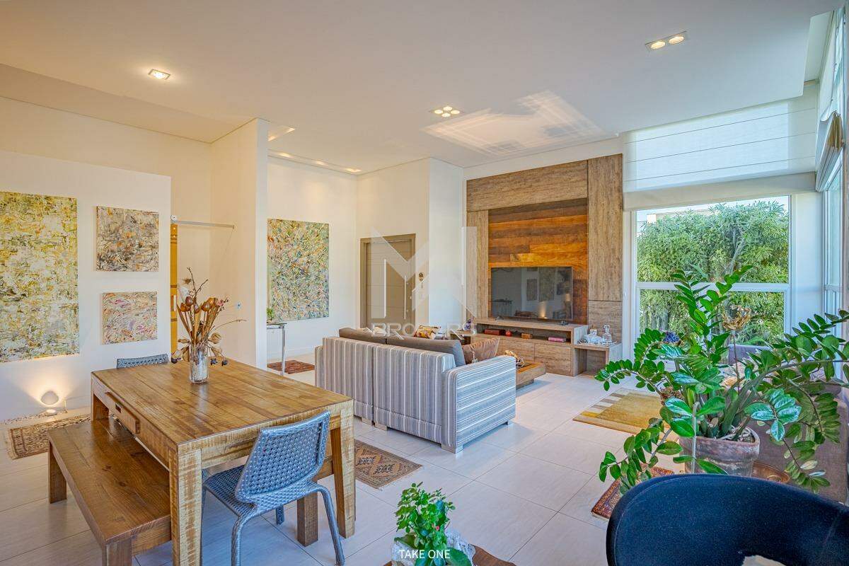 Casa em Condomínio à venda no Condomínio Terras de Vinhedo: salas