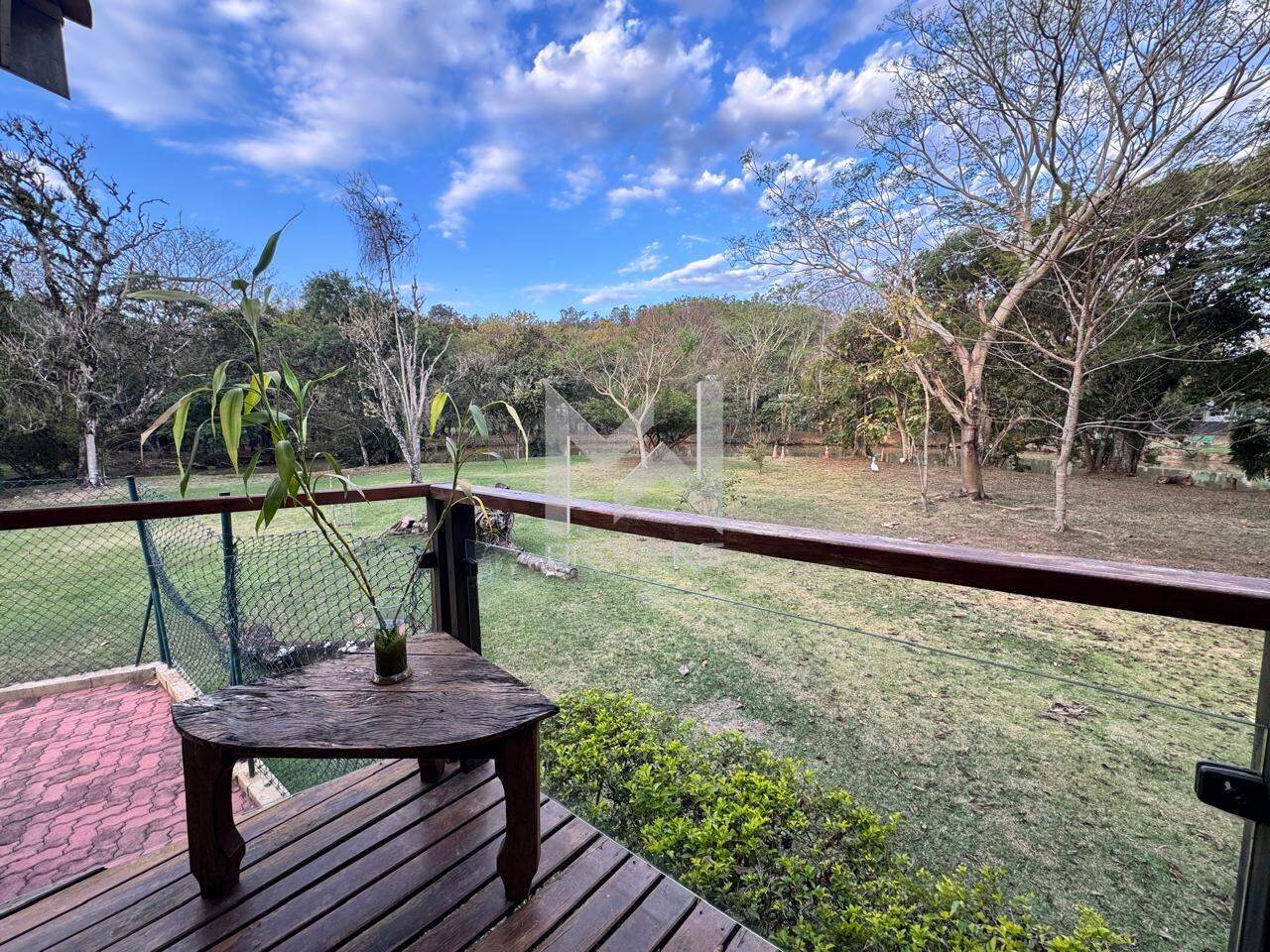 Casa em Condomínio à venda no Condomínio Reserva dos Vinhedos: vista lago