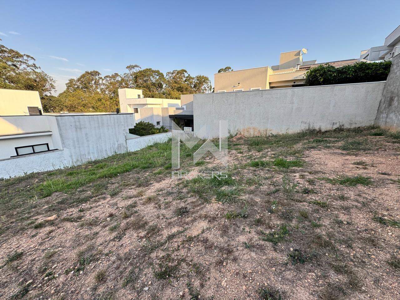 Terreno à venda no Chácaras Silvania: 