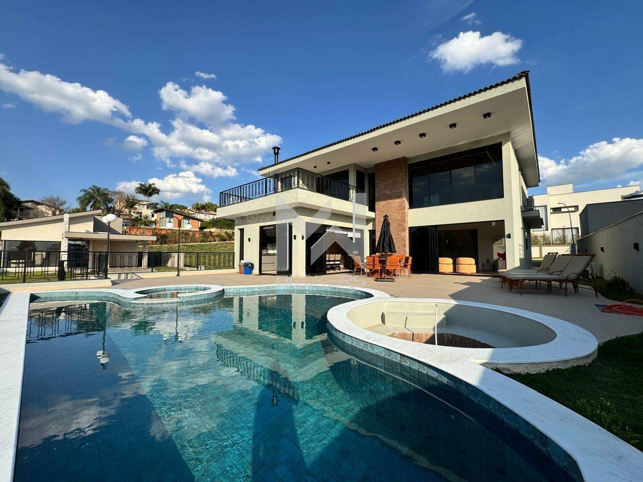 Casa em Condomínio à venda no Condomínio Arboretum: piscina 