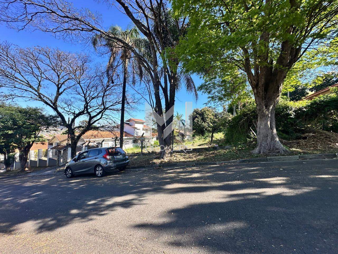 Terreno à venda no Bosque: 