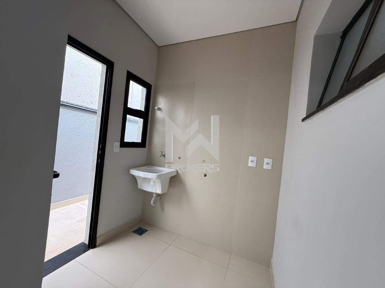 Casa em Condomínio à venda no Jardim São Marcos: Lavanderia