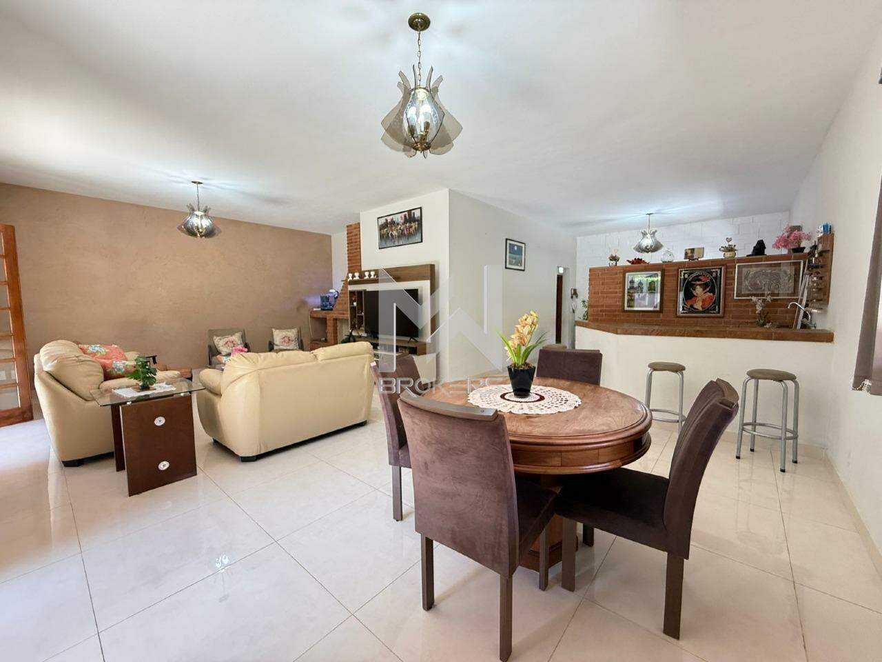 Casa em Condomínio à venda no Condomínio São Joaquim: salas