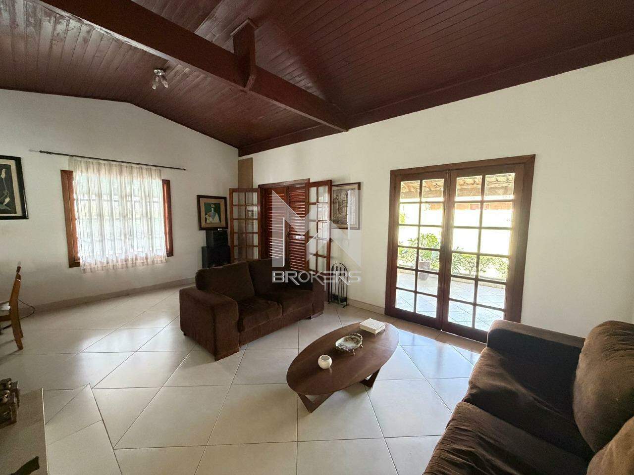 Casa em Condomínio à venda no Condomínio Vista Alegre: salas