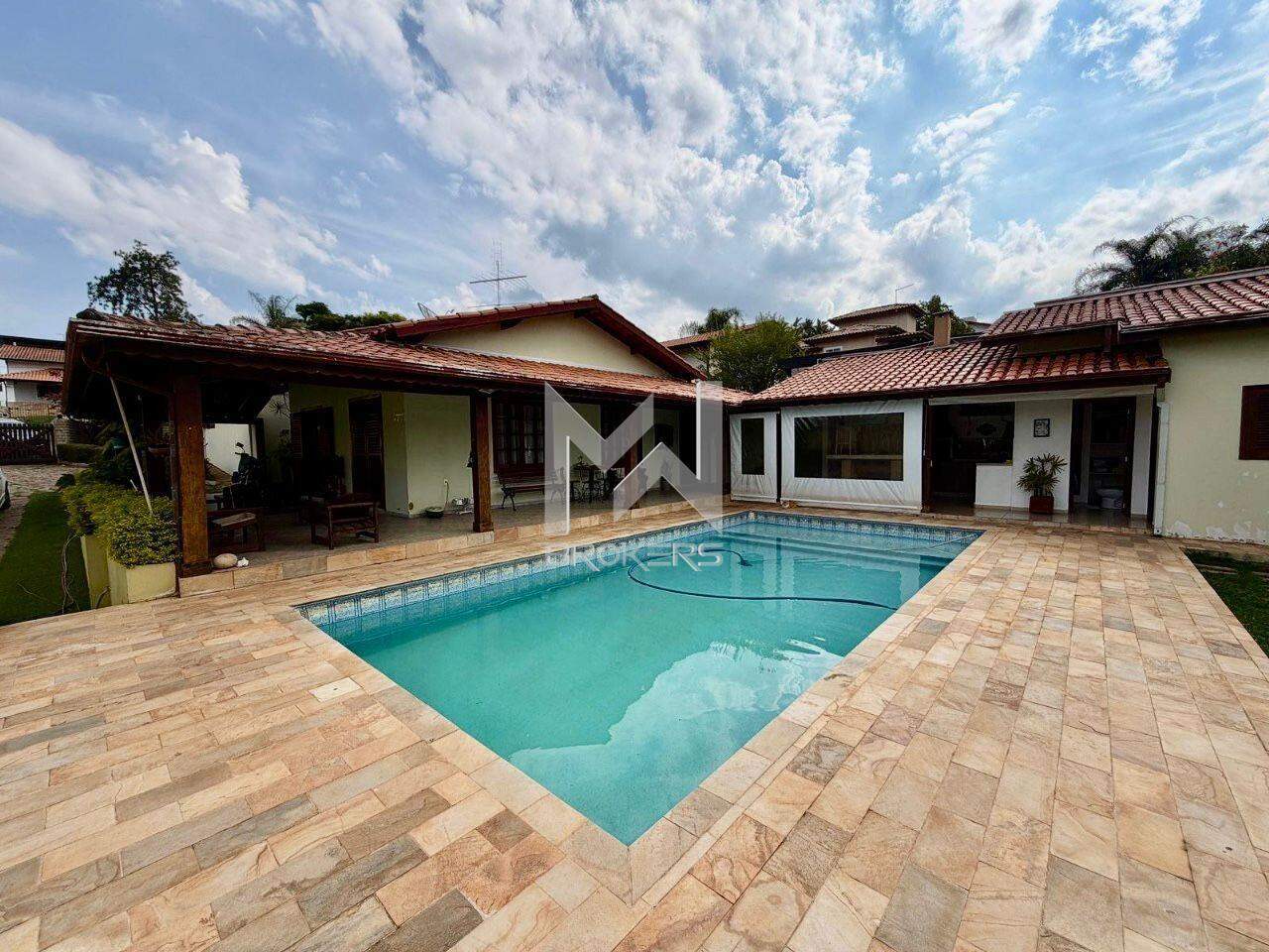 Casa em Condomínio à venda no Condomínio Vista Alegre: fundos