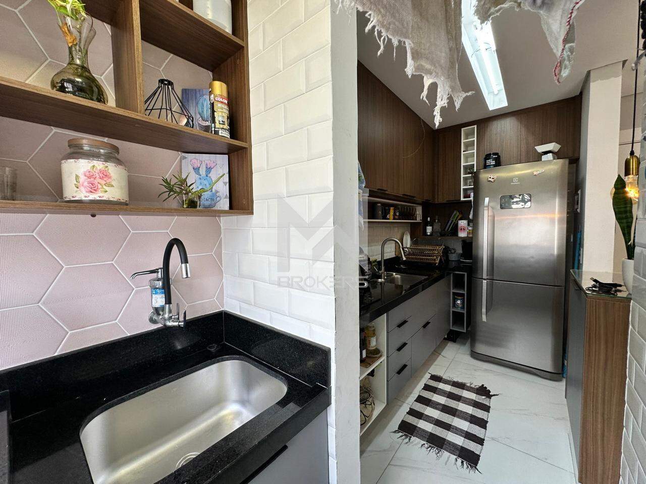 Apartamento à venda no Capela: Lavanderia