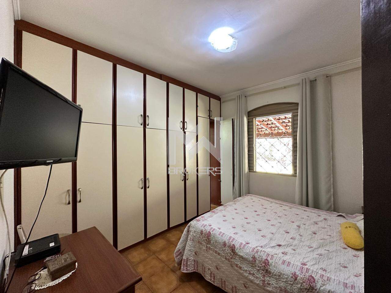 Casa em Condomínio à venda no Condomínio Vista Alegre: 