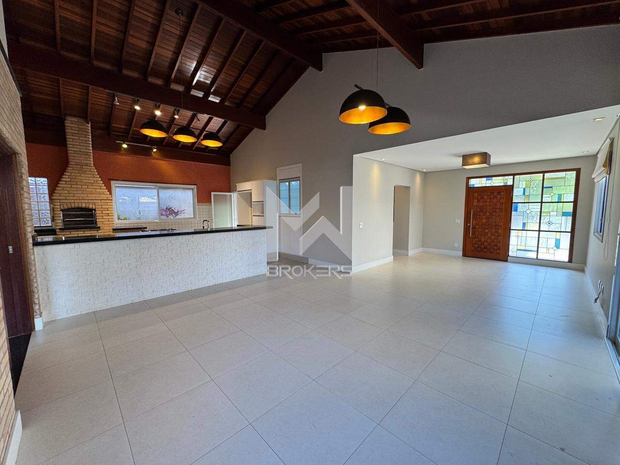 Casa em Condomínio para aluguel no Condomínio Reserva das Palmeiras: salas