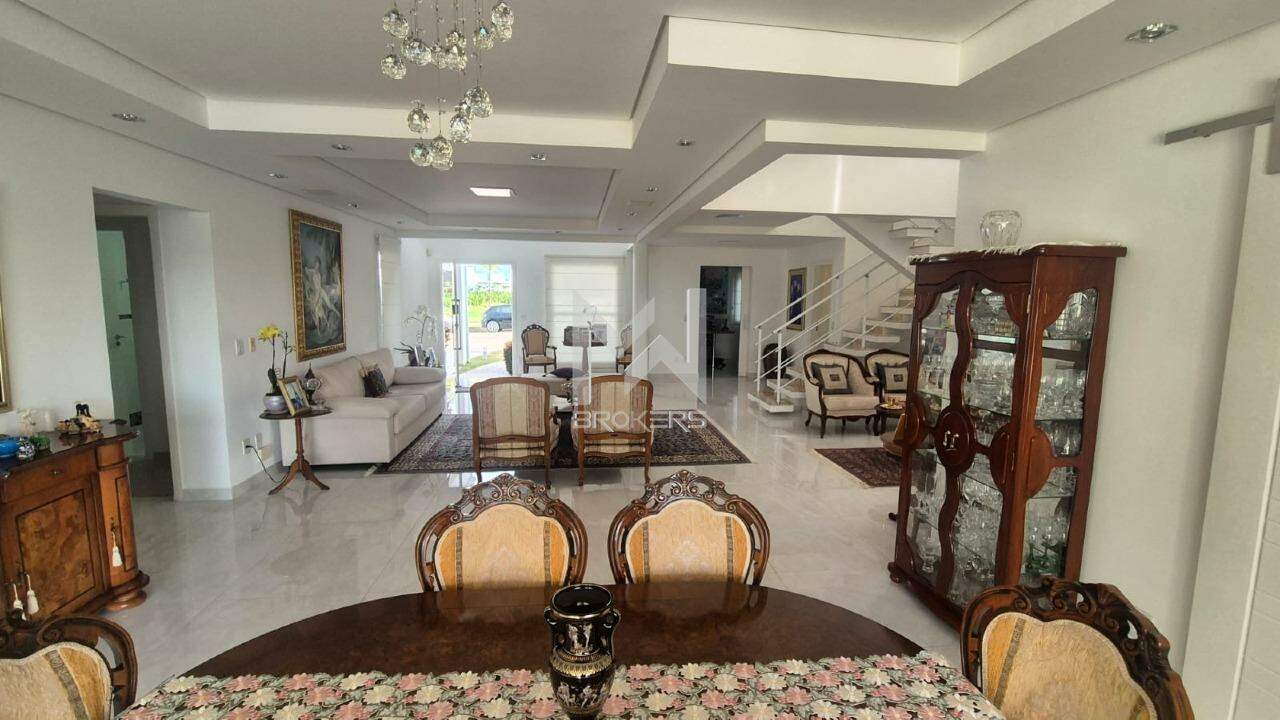 Casa em Condomínio à venda no Condomínio Sol Vinhedo Village: salas