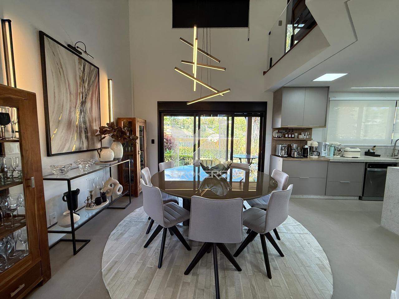 Casa em Condomínio à venda no Vale do Itamaracá: salas