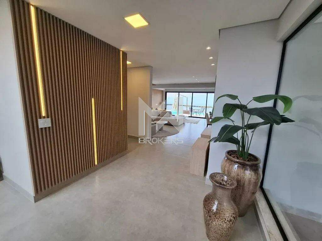 Casa em Condomínio à venda no Condomínio Residencial Querência: hall de entrada