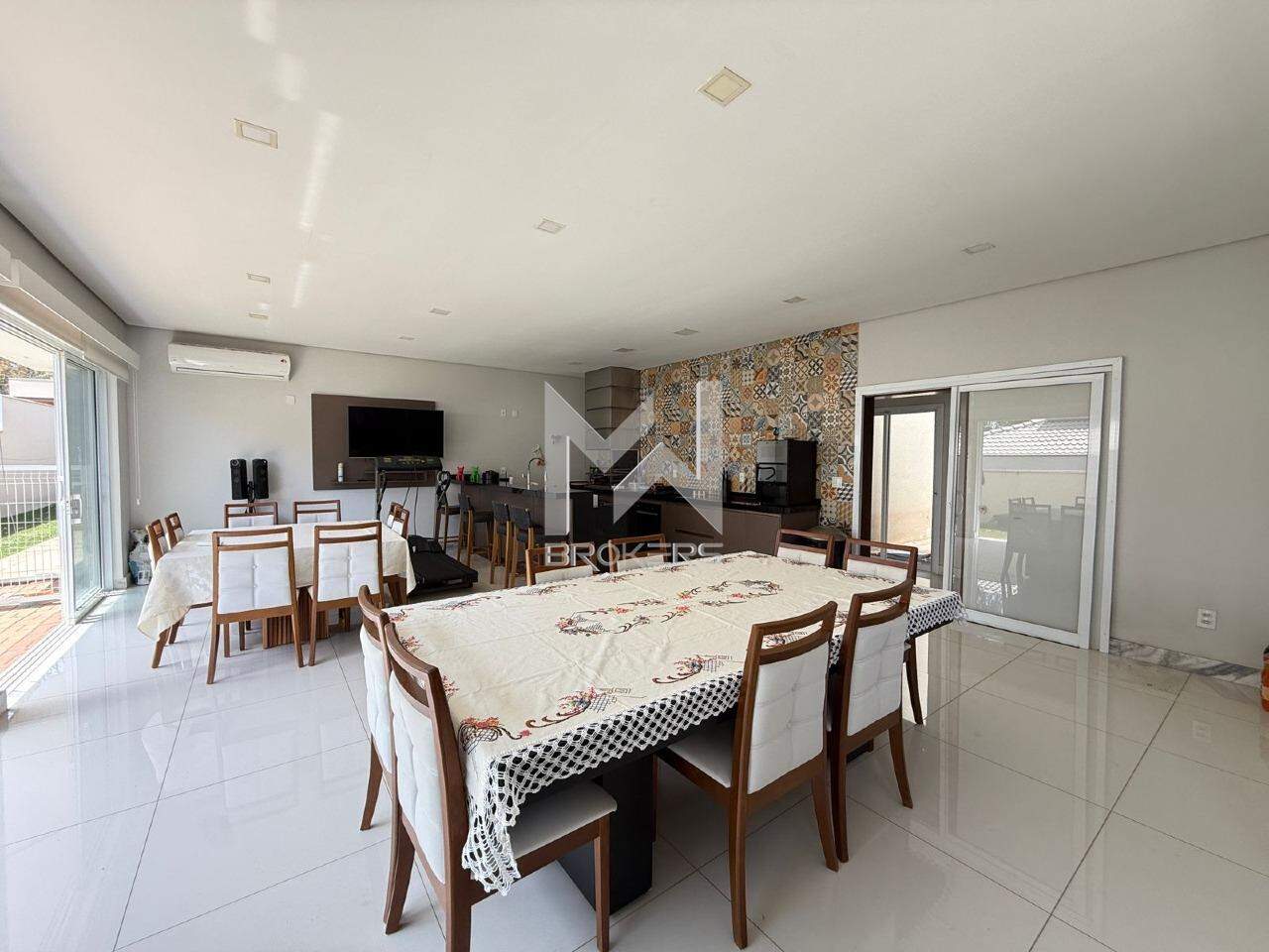 Casa em Condomínio para aluguel no Terras de Santa Teresa: área gourmet