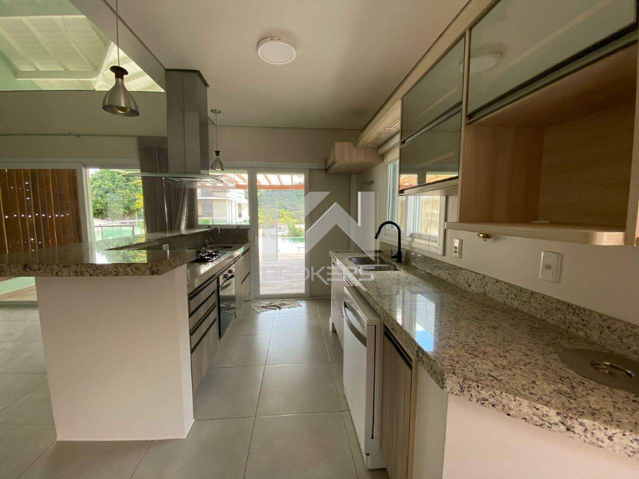 Casa em Condomínio à venda no Condomínio Reserva dos Vinhedos: cozinha