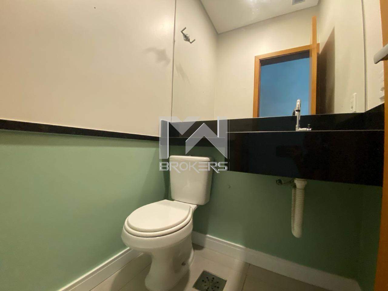 Casa em Condomínio à venda no Condomínio Reserva dos Vinhedos: lavabo