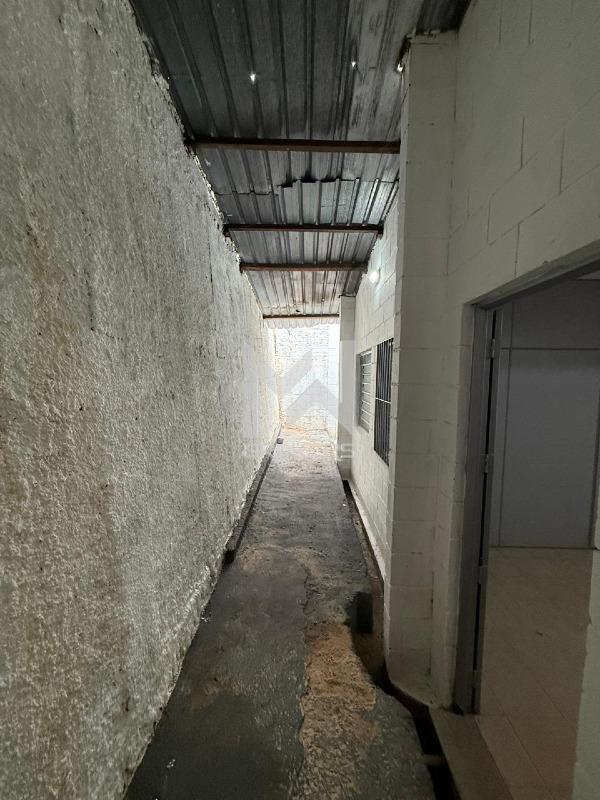 Galpão à venda no Parque Prado: fundos