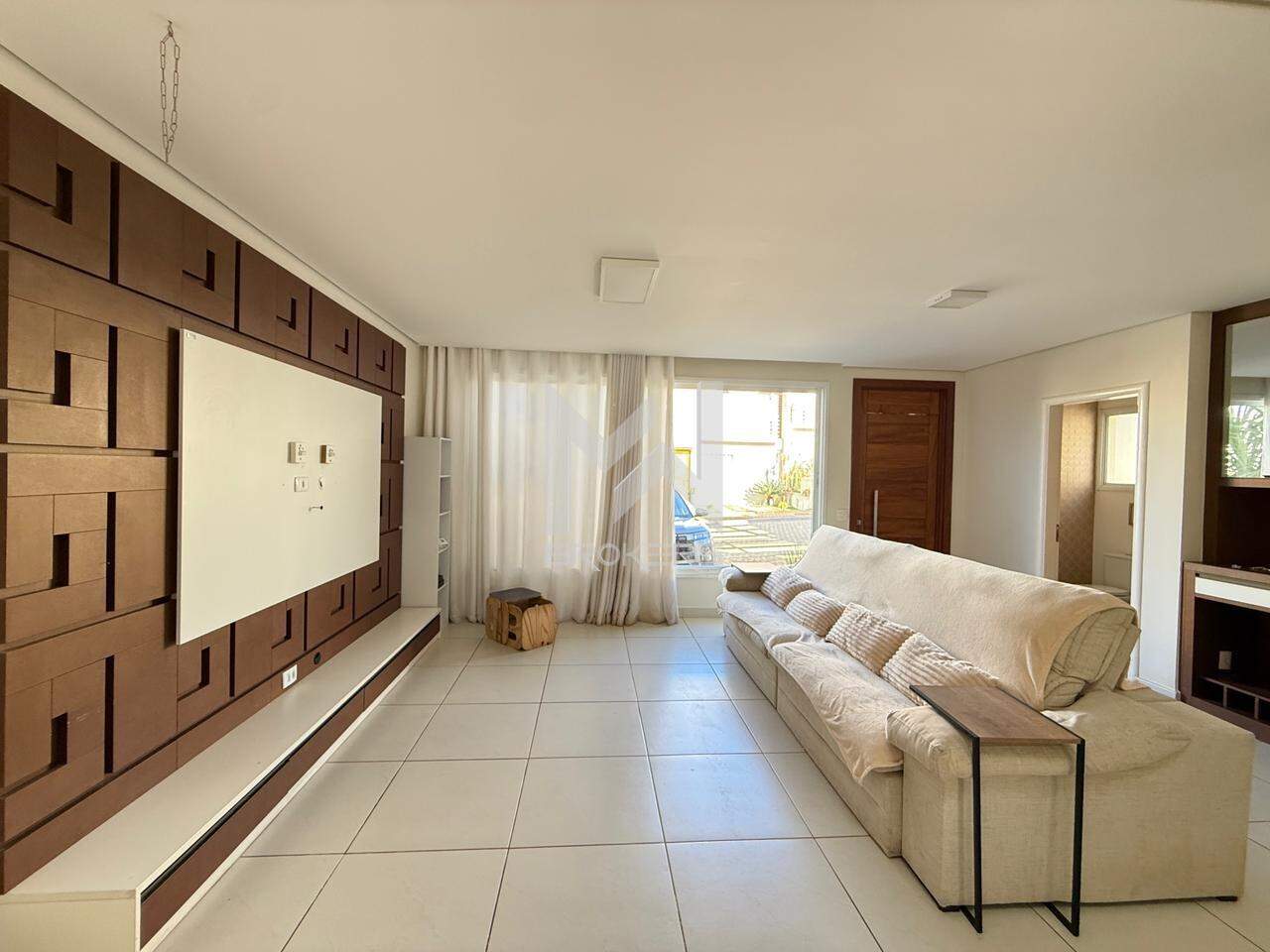 Casa em Condomínio para aluguel no Observatório: salas