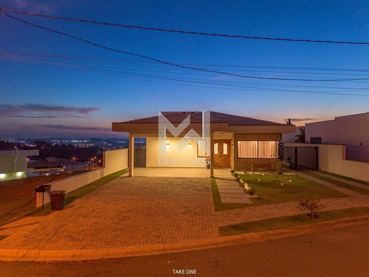 Casa em Condomínio à venda no Condomínio Santa Isabel: fachada