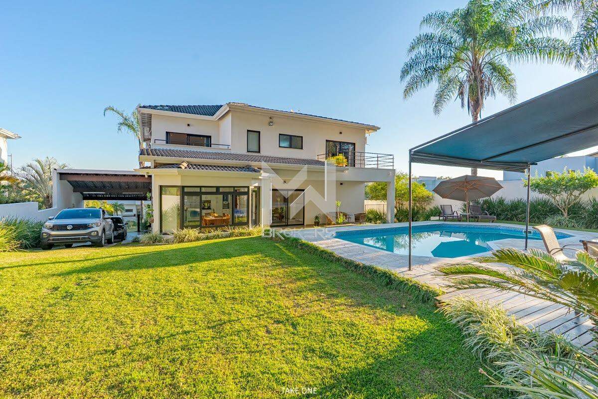 Casa em Condomínio à venda no Condomínio Jardim Europa: fundos