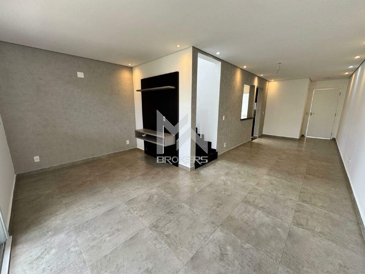 Casa em Condomínio à venda no Pinheirinho: salas