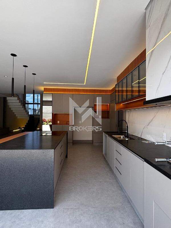 Casa em Condomínio à venda no Jardim São Marcos: cozinha