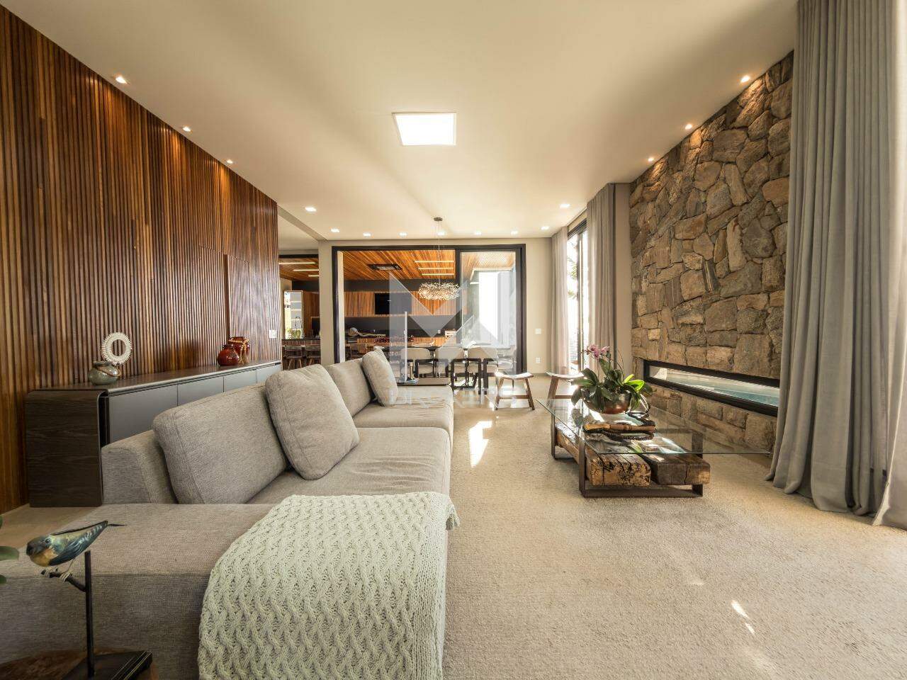 Casa em Condomínio à venda no Condomínio Campo de Toscana: salas