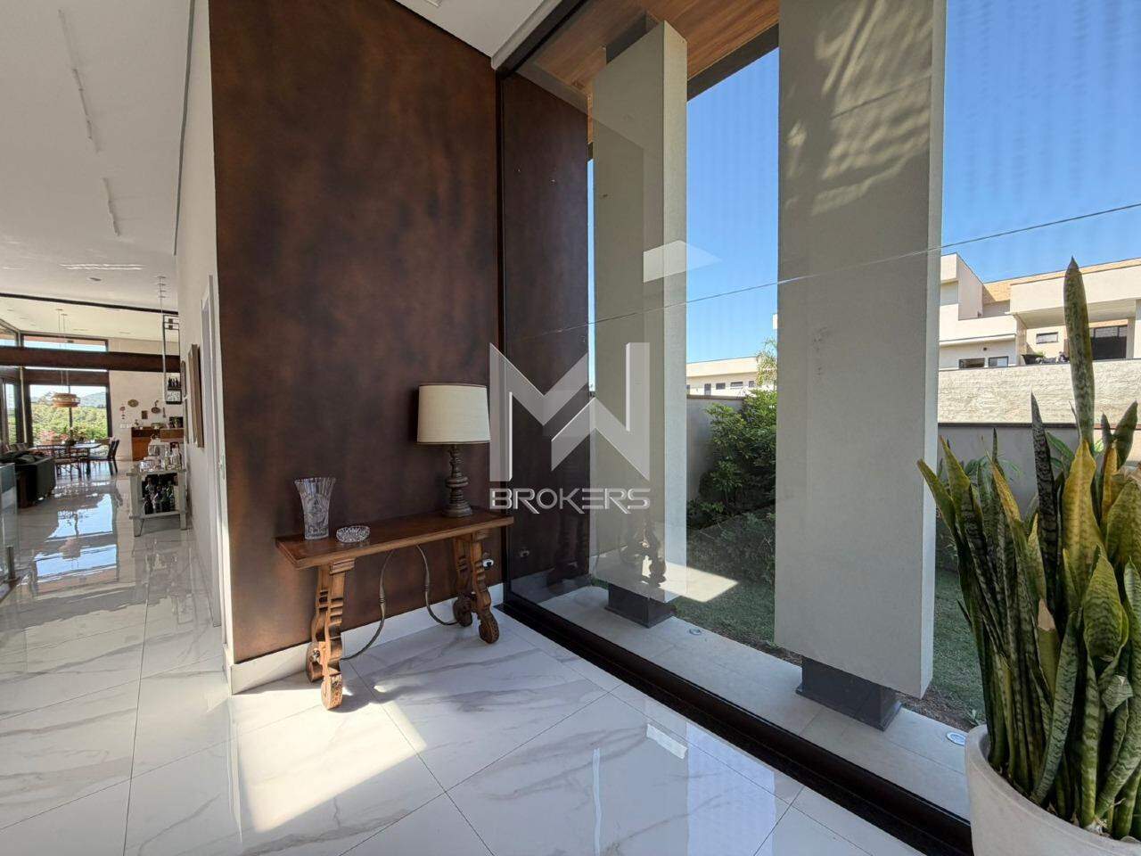 Casa em Condomínio à venda no Condomínio Campo de Toscana: hall de entrada