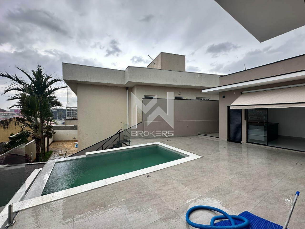 Casa em Condomínio à venda no Condomínio Le Village: 