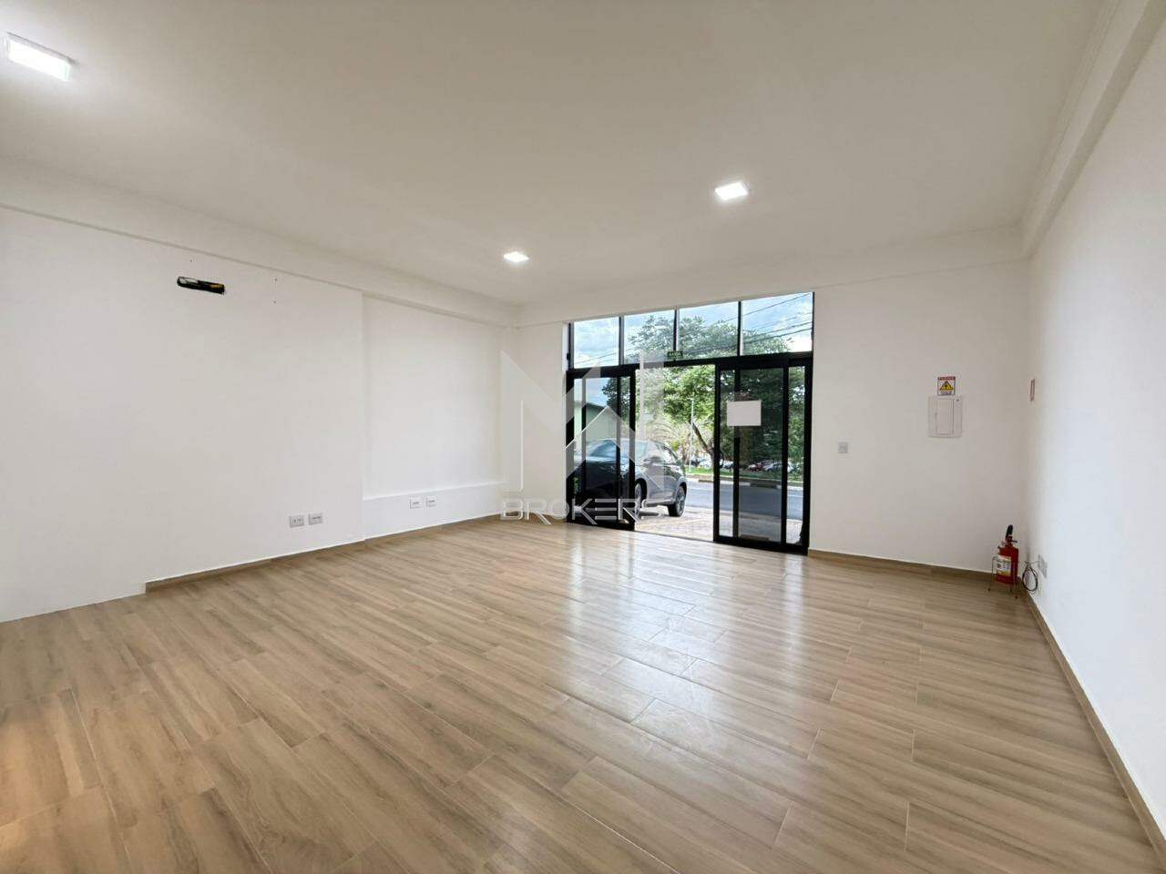 Sala para aluguel no Santa Rosa: sala