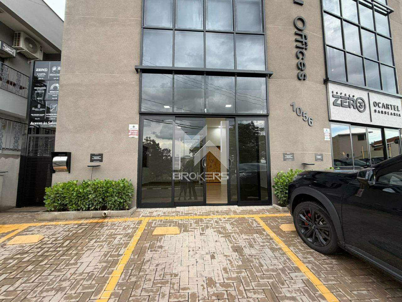 Sala para aluguel no Santa Rosa: fachada